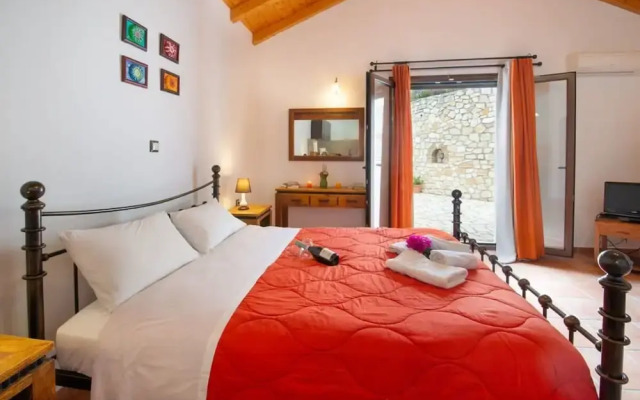 Paxoi Sunny Serenity - Kirki s Studio With Jacuzzi