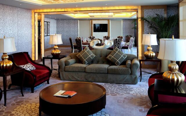 Pullman Linyi Lushang