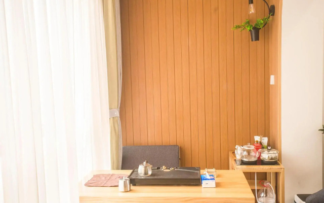 Locals Apartment Place 28