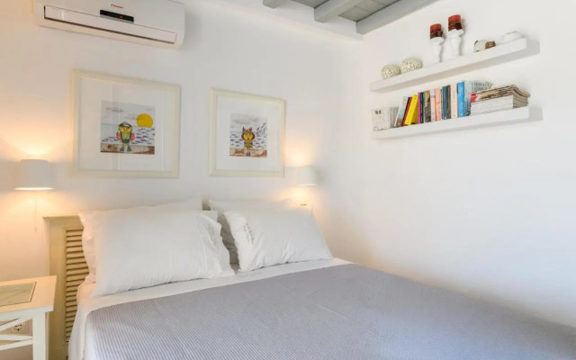 Phaedrus Living: Ornos Beach House Mykonos