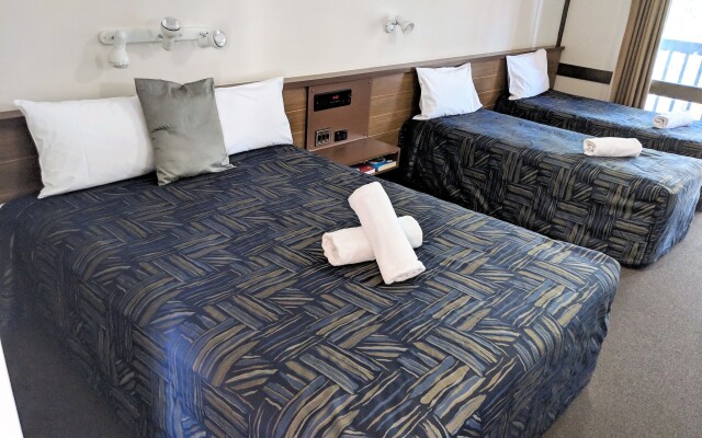 Miners Lodge Motor Inn