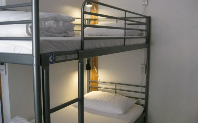 Rest 3 Hostel