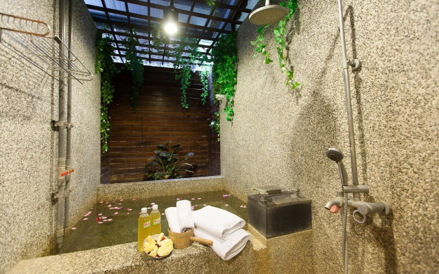 Lan Guei Hot Spring Hotel