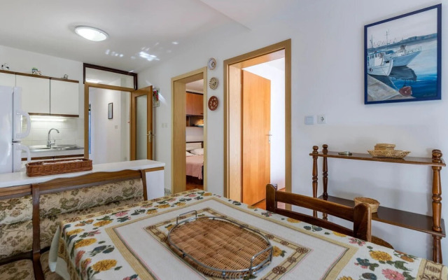 Amazing Home in Pula With Wifi and 2 Bedrooms