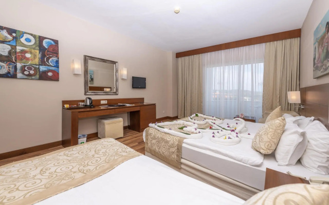 Roma Beach Resort & Spa