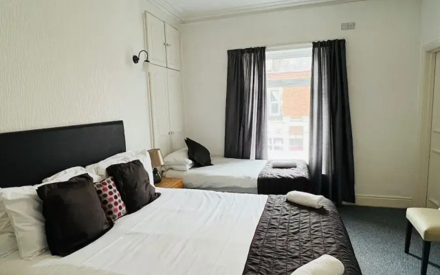 The Roadhouse Hotel