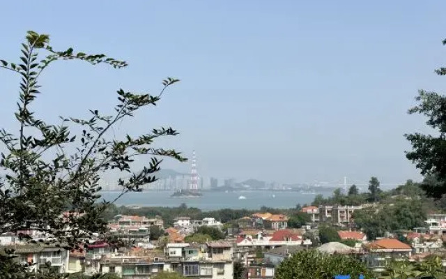 Xinyaqi Sea View Villa