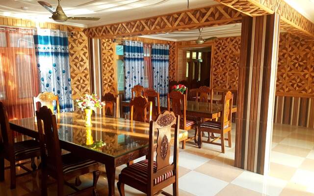 Grand Noora Palace
