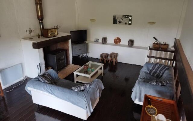 Nice holiday home in Saint-Pierre-de-Frugie with garden