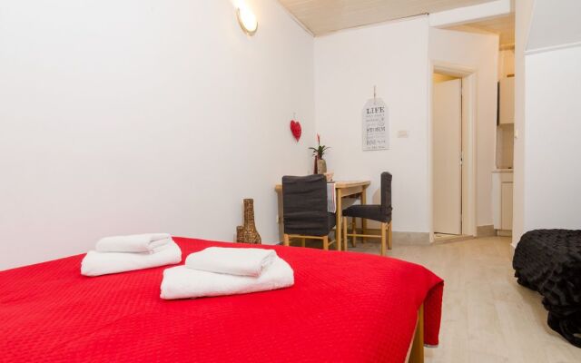Divina Blue Apartments