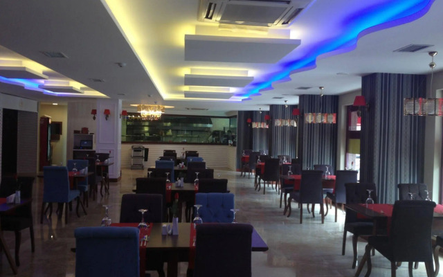 Saffron Hotel
