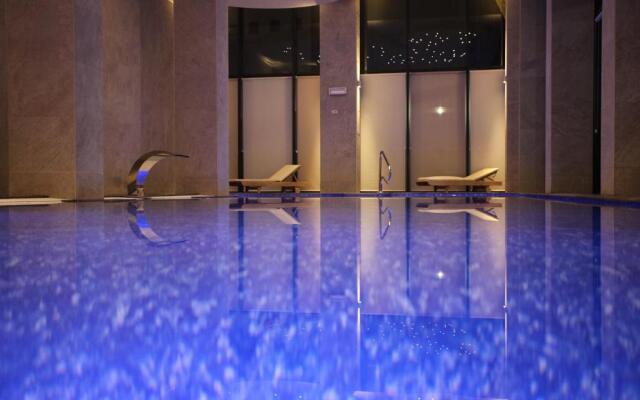 Malak Regency Hotel