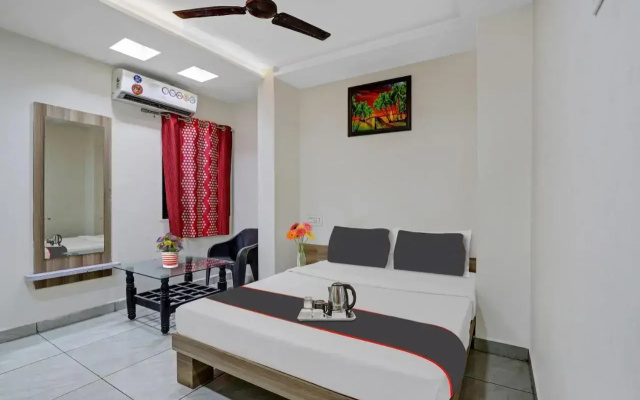 Oyo 37770 Hotel Parishram