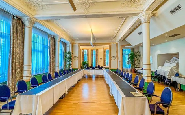 Hotel Le Dome
