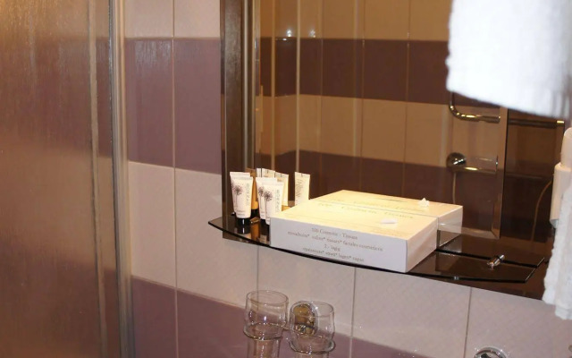 Alanga Hotel