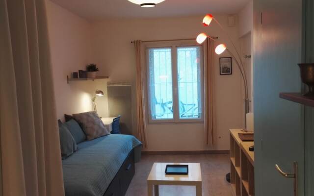 Joli studio centre ville gare 2