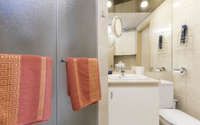 Luxurious 2BR with Panoramic Sea View