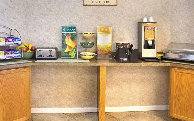 Quality Inn Fredericksburg near Historic Downtown