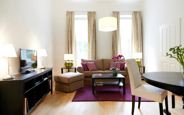 Apartment Theresiengasse