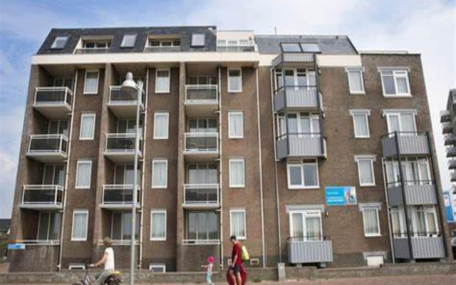 Stylish Stay by the Seafront