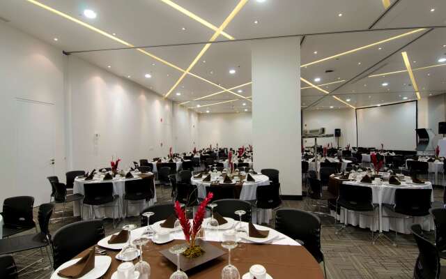 Ramada Encore by Wyndham Aguascalientes