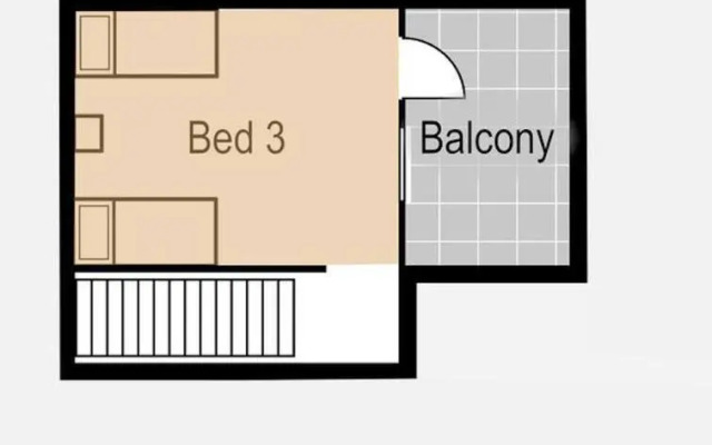 Modern 3 bedroom with stunning postcard views!