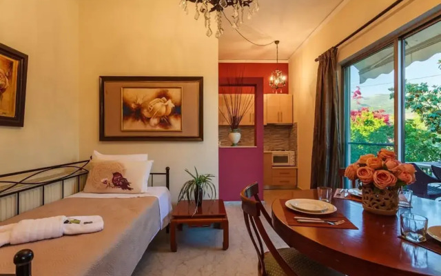 Stylish Seaside Home - Fully Equipped big Terrace