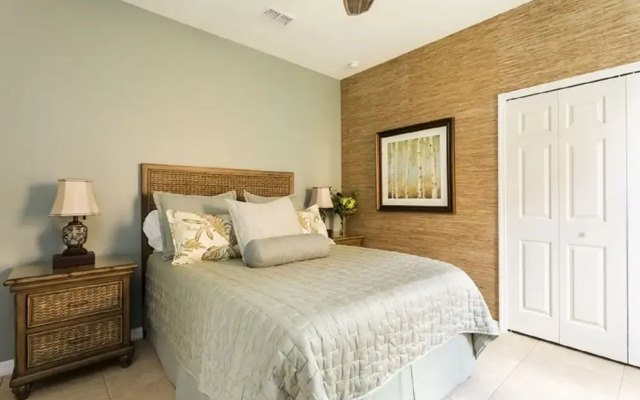Watersong Resort Six-bedroom
