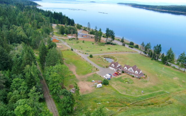 Two Eagles Lodge