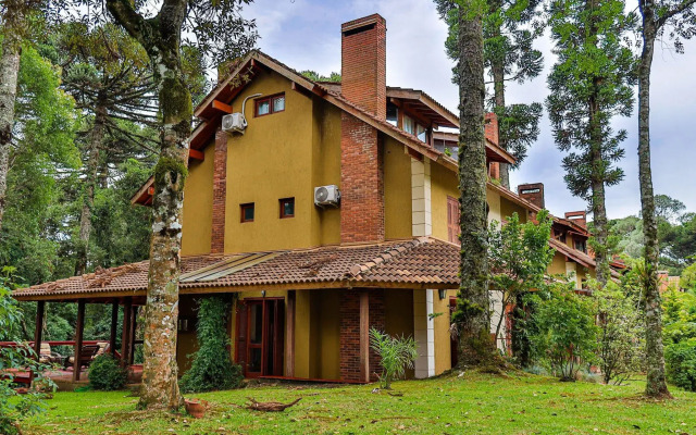 Locar-in Gramado Tríplex Laje de Pedra