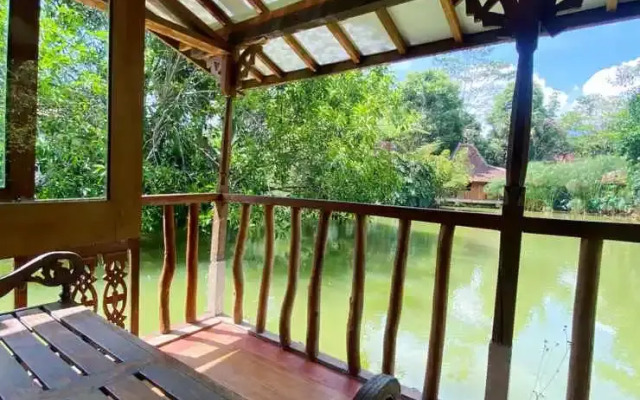 Sapulidi Cafe, Resort & Gallery