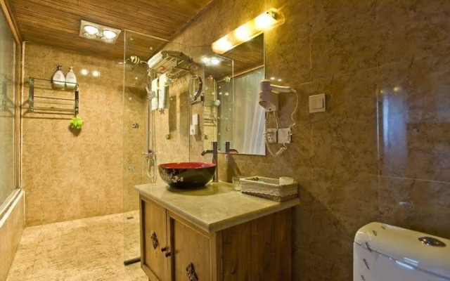 Lijiang Lvyeanjia Inn