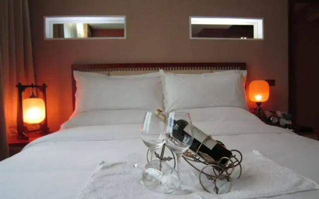 Shanshui Trends Hotel(Guangzhou University of Foreign Studies Conference Center Branch)
