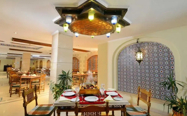 Golden Tulip Zoser Pyramids Hotel