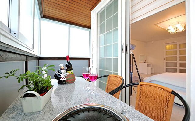 Sea Road Pension