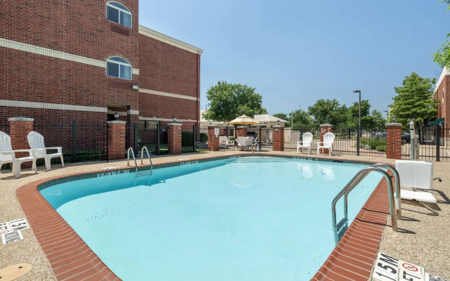 Comfort Suites McKinney - Allen