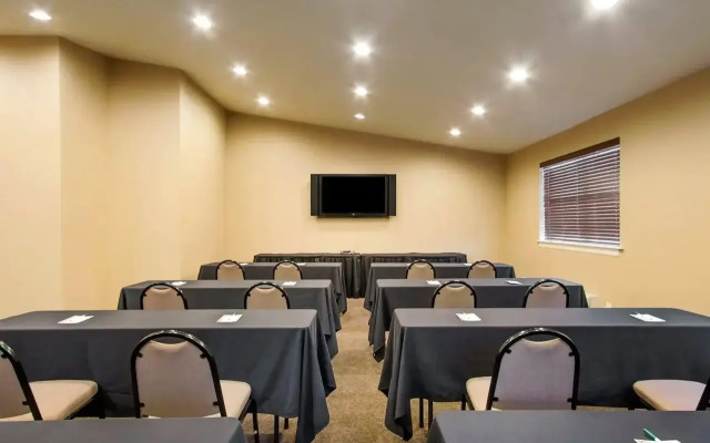 Quality Inn & Suites Springfield - Eugene North