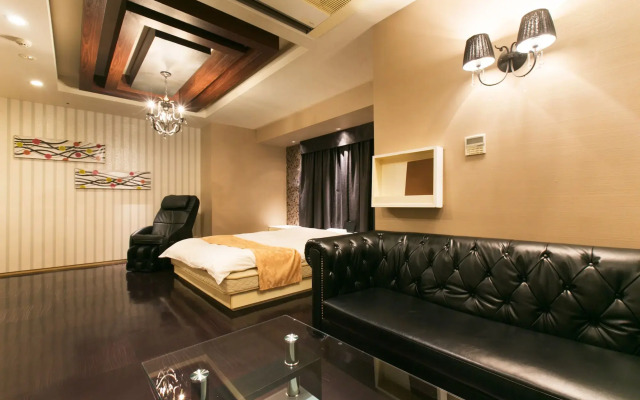 Hotel Atlantis (Adult Only)