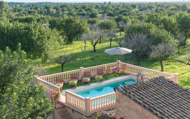 SON Alegre DE Bunyola