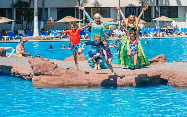 El Cid El Moro Beach Hotel