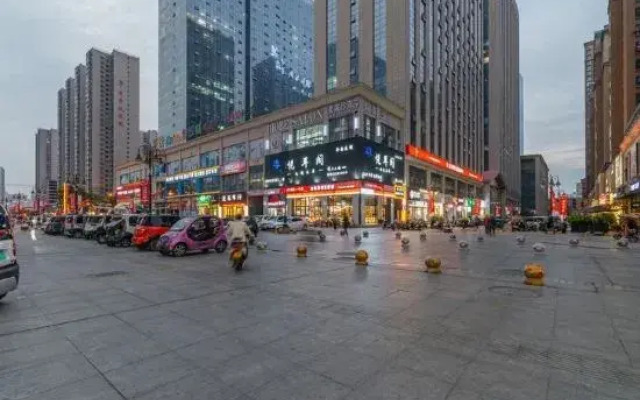 Naya Chain Hotel Zhumadian Jiahe