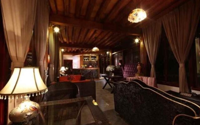 Lijiang Mann House