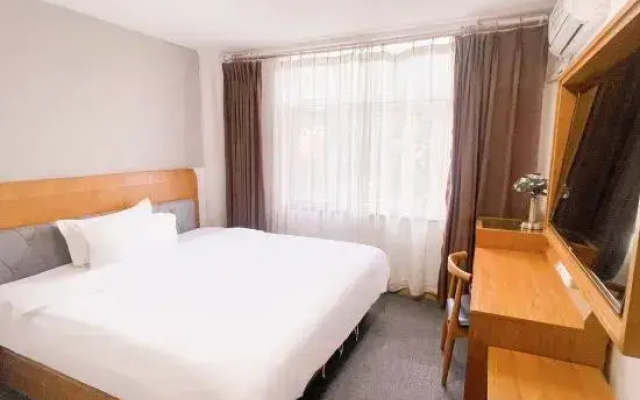 7Days Inn Chain Hotel (Shijiazhuang Railway Station Xinshi South Road)