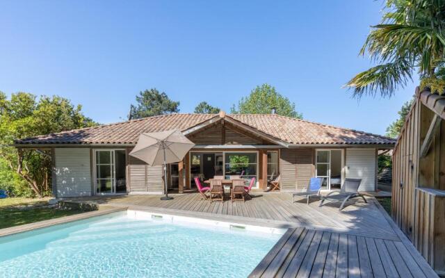 Care Villa T4 avec piscine