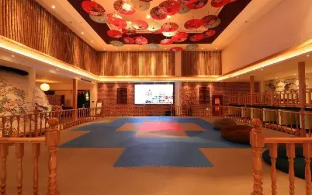 Jixi Haina Baichuan Hotel