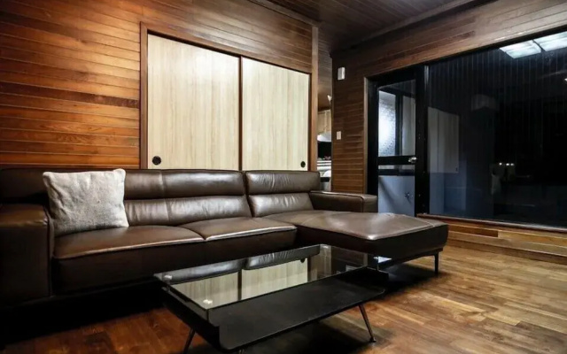 Pension Tony House