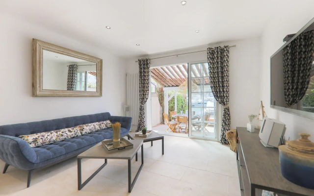 Attractive Holiday Home in Port Grimaud With Jetty