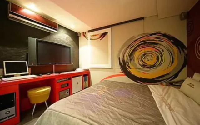 Queen 21 Hotel Sinchon