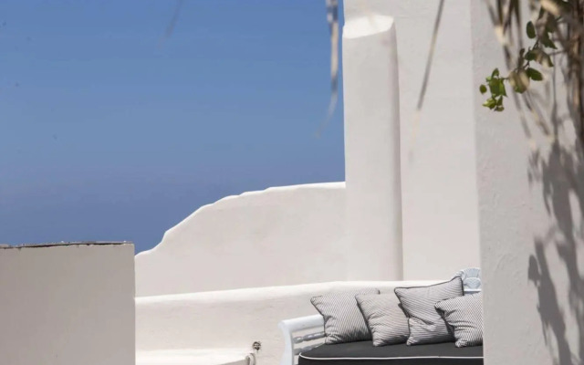 Amaze Suites