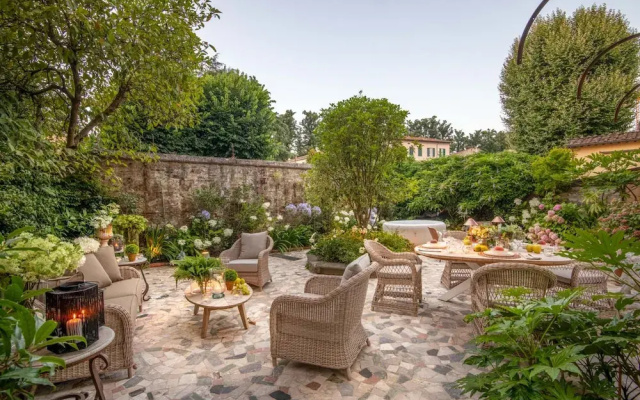 The Garden Lodge in Lucca